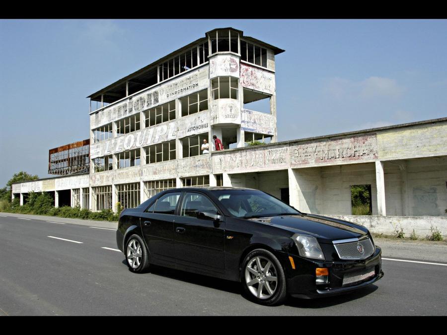  Cadillac CTS-V 2004 года  (фото 61 из 104)